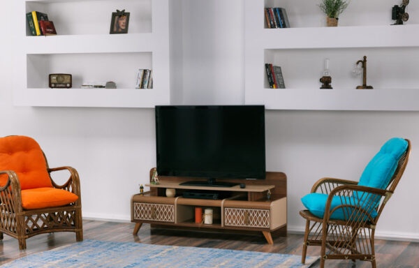 BETA TV STAND